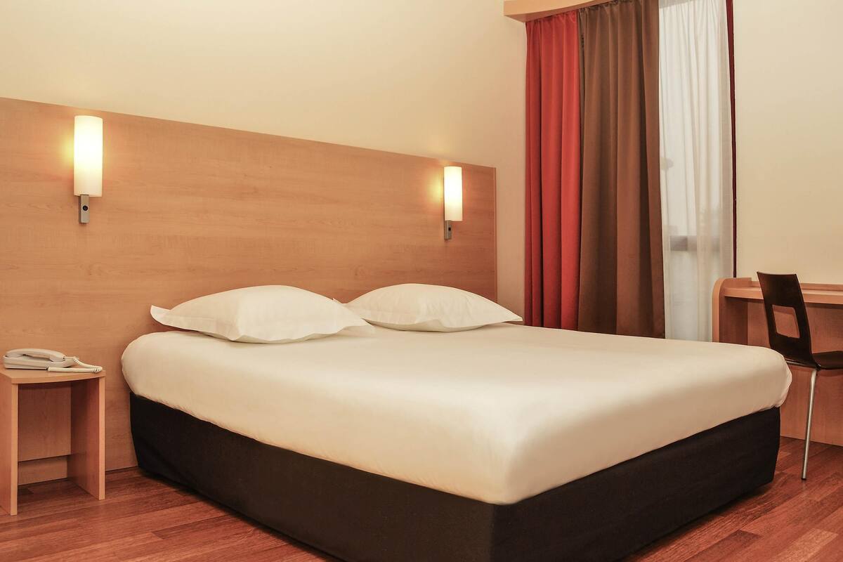 Family Room, Multiple Beds