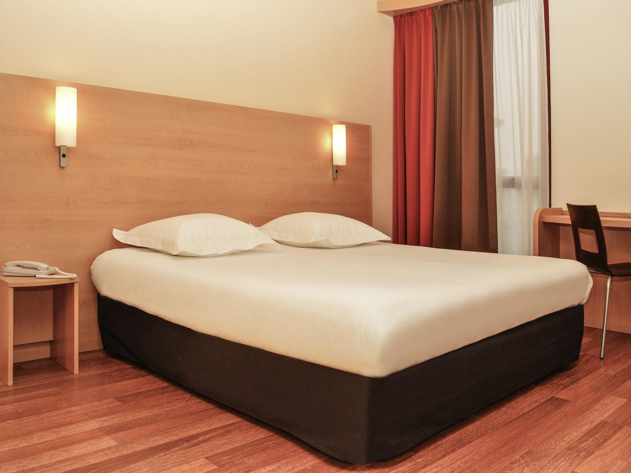 Family Room, Multiple Beds