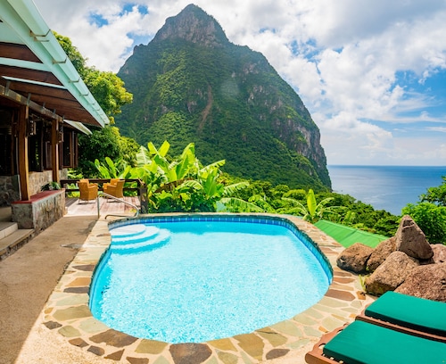 Stonefield Villa Resort