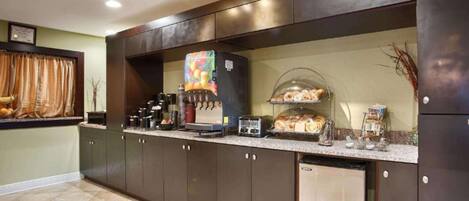 Petit déjeuner buffet compris tous les jours