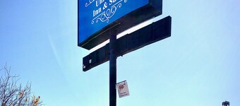 University Inn & Suites San Antonio