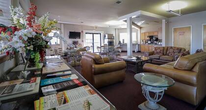 University Inn & Suites San Antonio