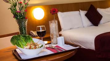 In-room safe, desk, iron/ironing board, free cots/infant beds