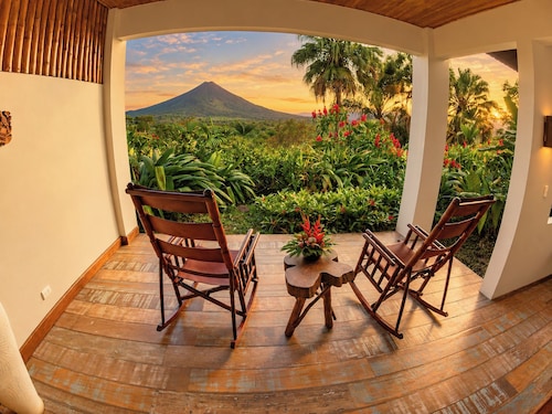 Lost Iguana Resort and Spa