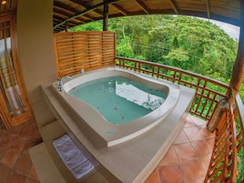 Las Casitas | Banheiro | Chuveiro, chuveiro com efeito de chuva