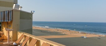 Beach Quarters Resort