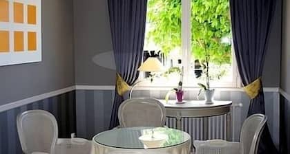 Hotel des Pins
