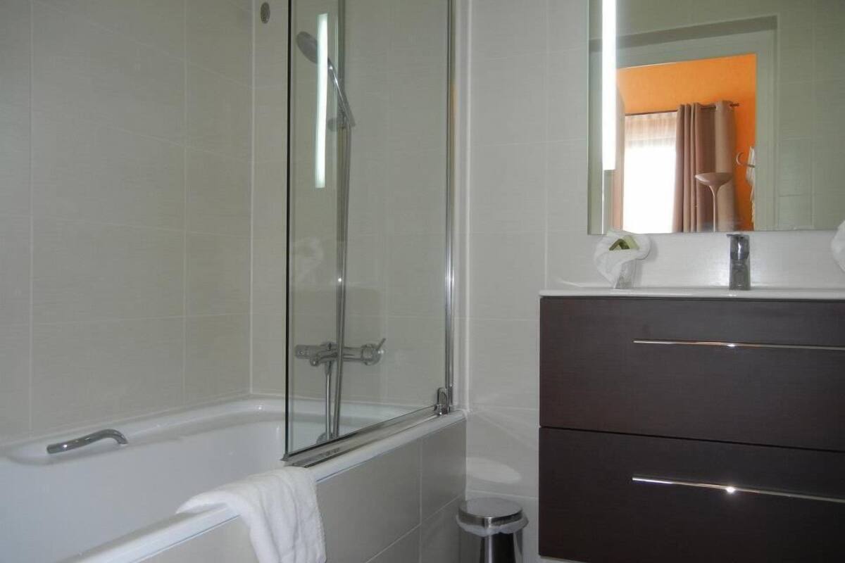 free toiletries, hair dryer, towels, toilet paper