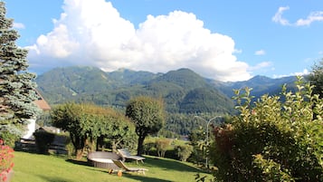 Camera Comfort, 1 camera da letto, non fumatori, vista montagna | Vista giardino