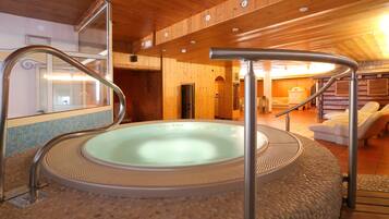 Badstue, boblebad, dampbad, tyrkisk bad/hamam og kroppsbehandlinger