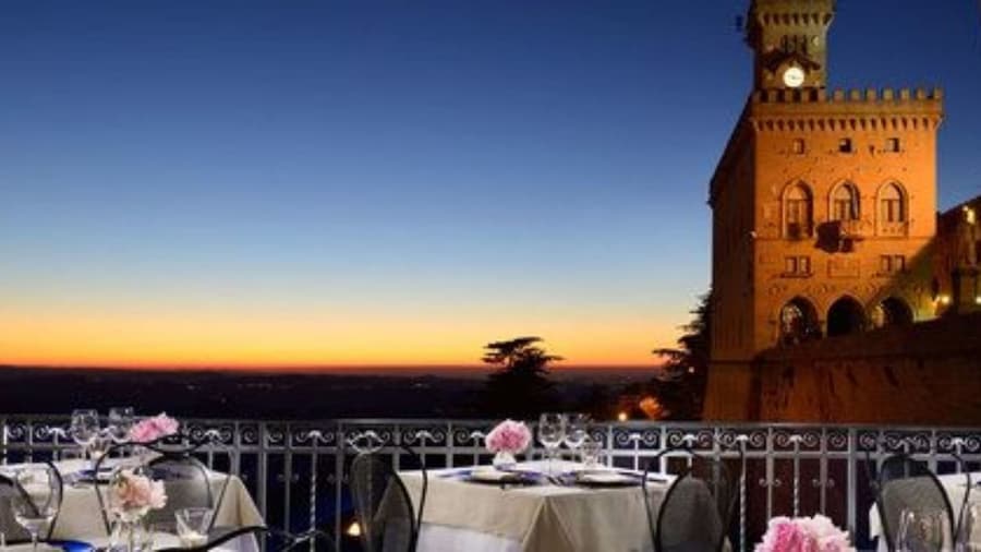 Hotel Titano