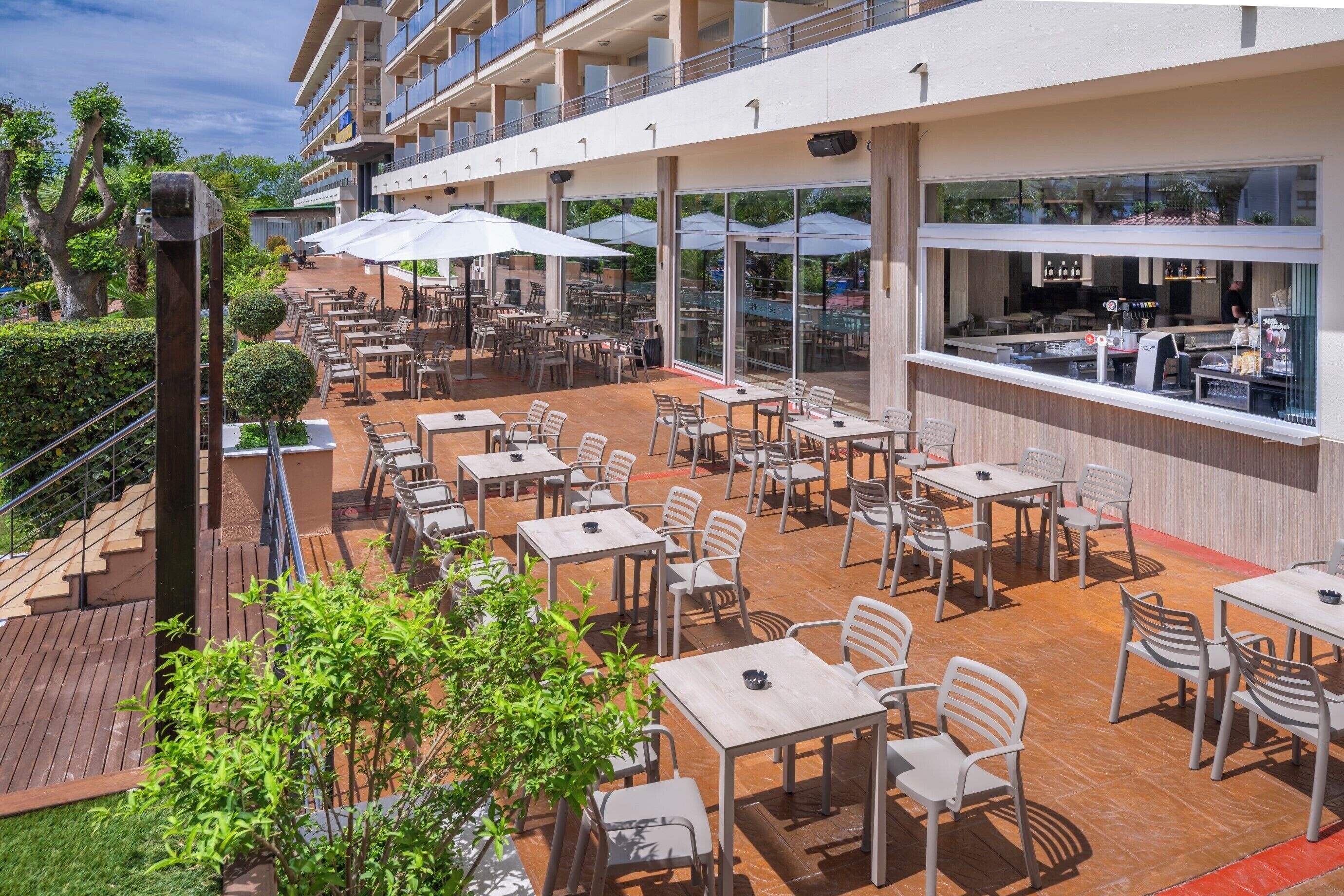 Foto - 4R Gran Regina