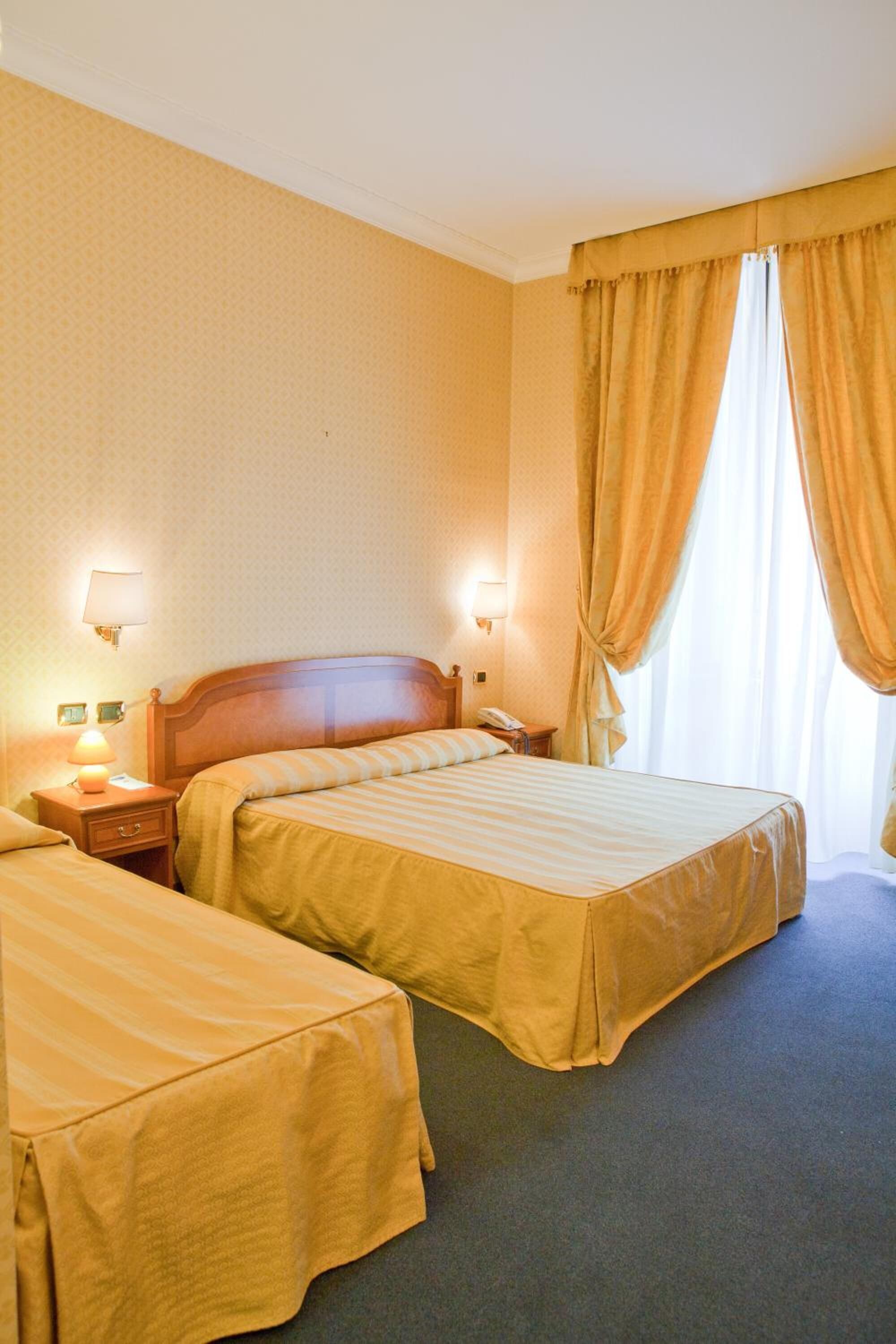 Photo - Hotel Amadeus