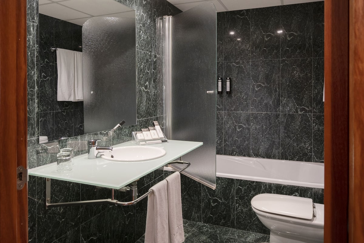 free toiletries, hair dryer, towels