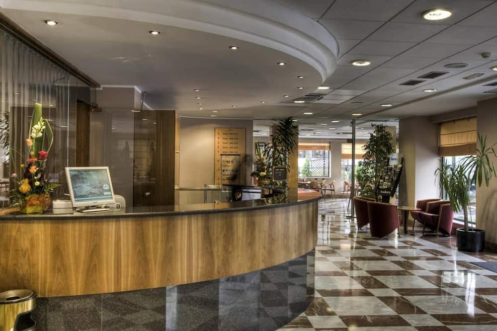 Hotel Zenit Diplomatic