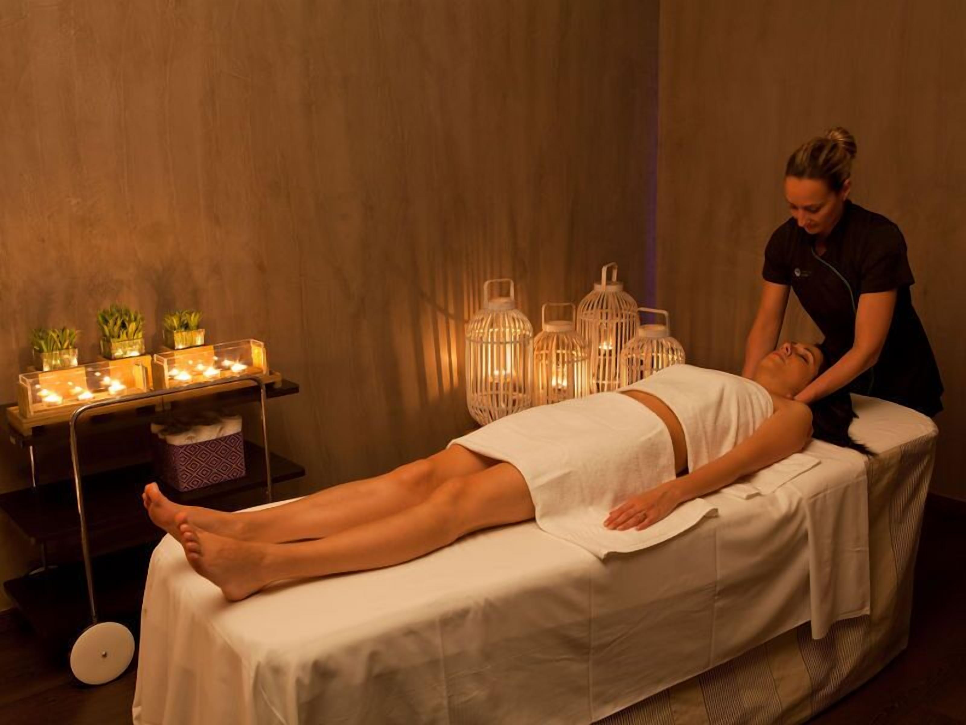 couples treatment room(s), steam room, turkish bath/hammam