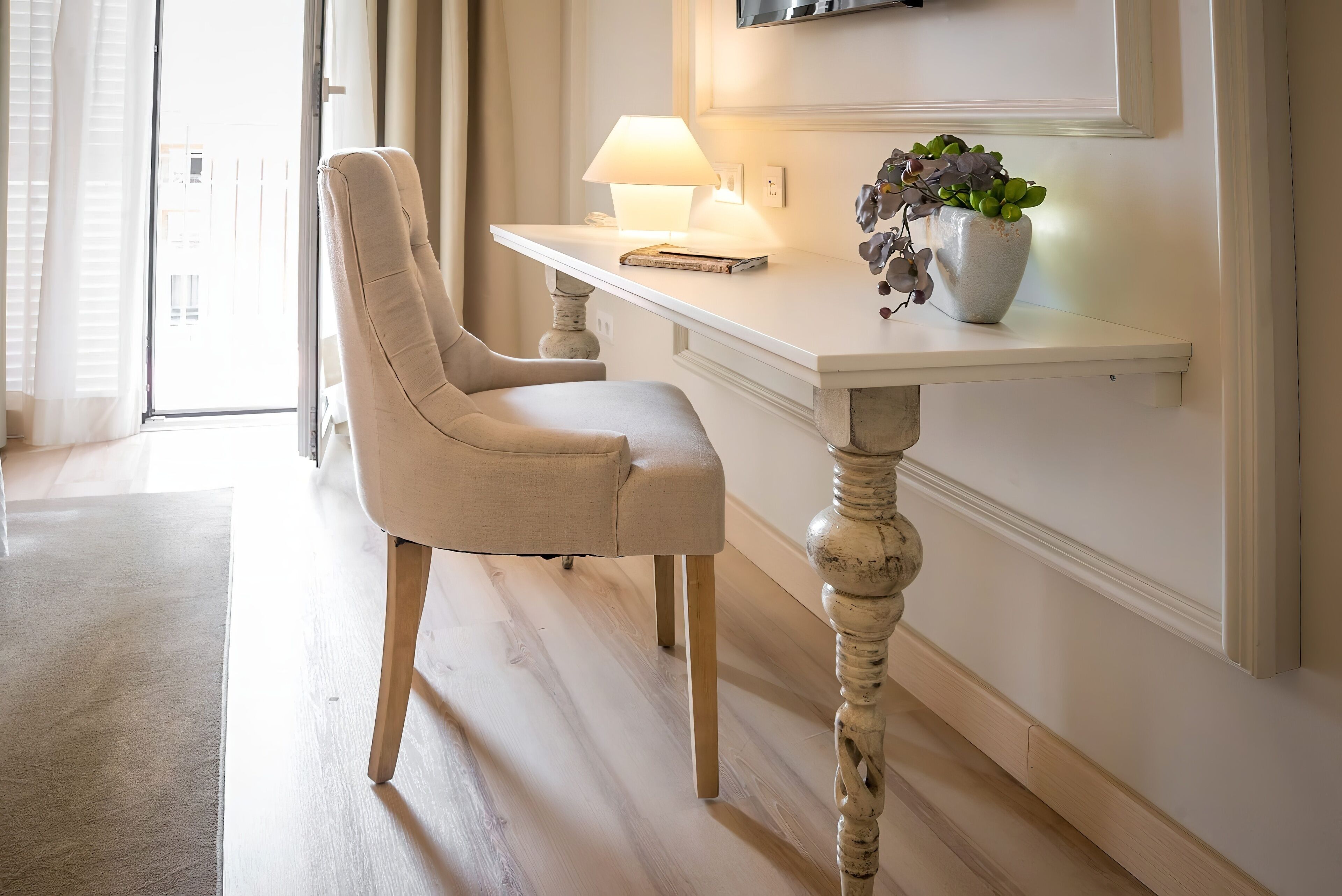 Minibar, coffres-forts dans les chambres, bureau, chambres insonorisées