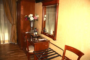 싱글룸 | 이집트산 면 시트, 고급 침구, 필로우탑 침대, 미니바