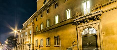 Facciata della struttura