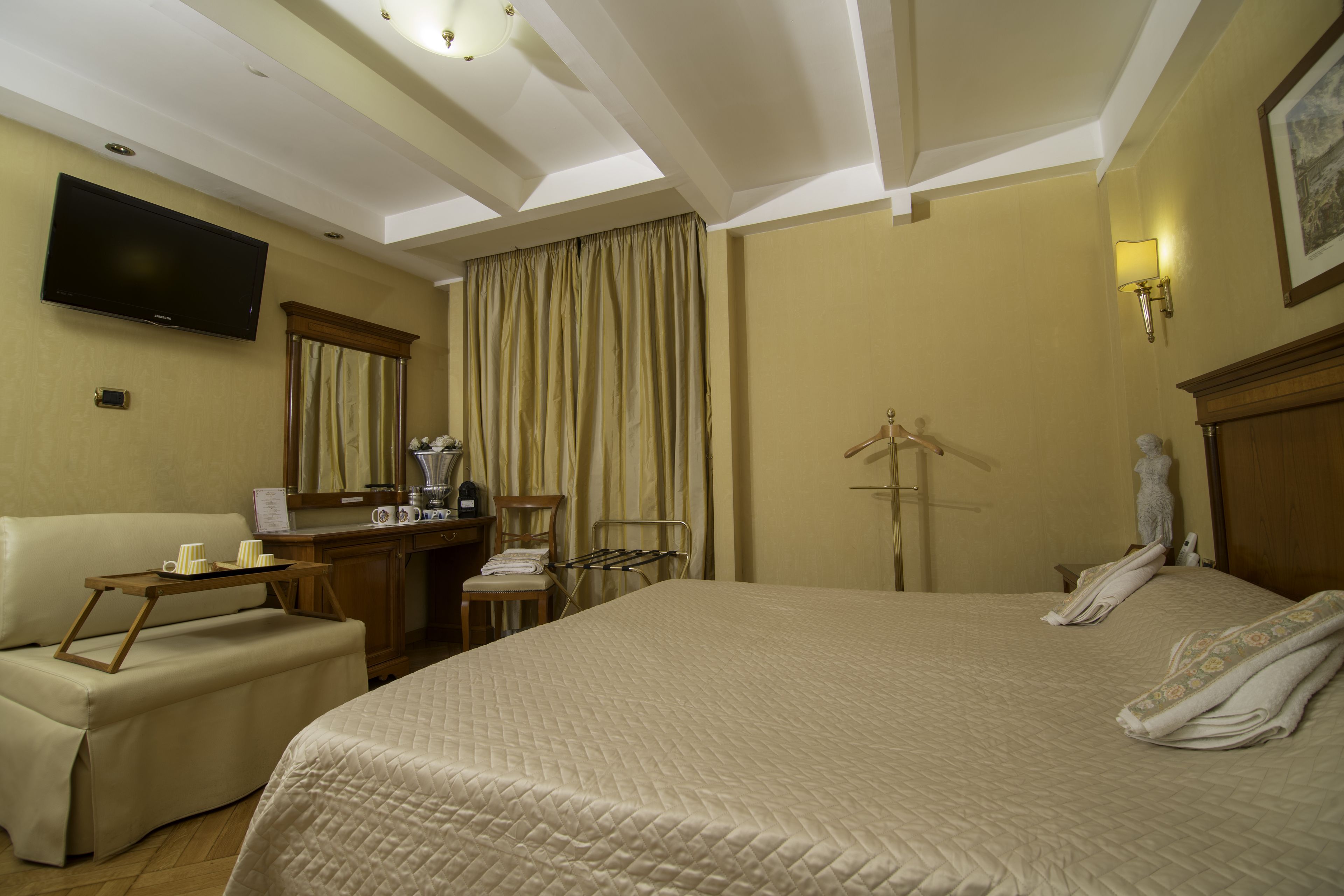 Photo - Luxury Rooms H 2000 Roma