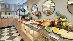 Daily buffet breakfast for a fee - Sercotel Hotel Pozuelo (Pozuelo de Alarcon)