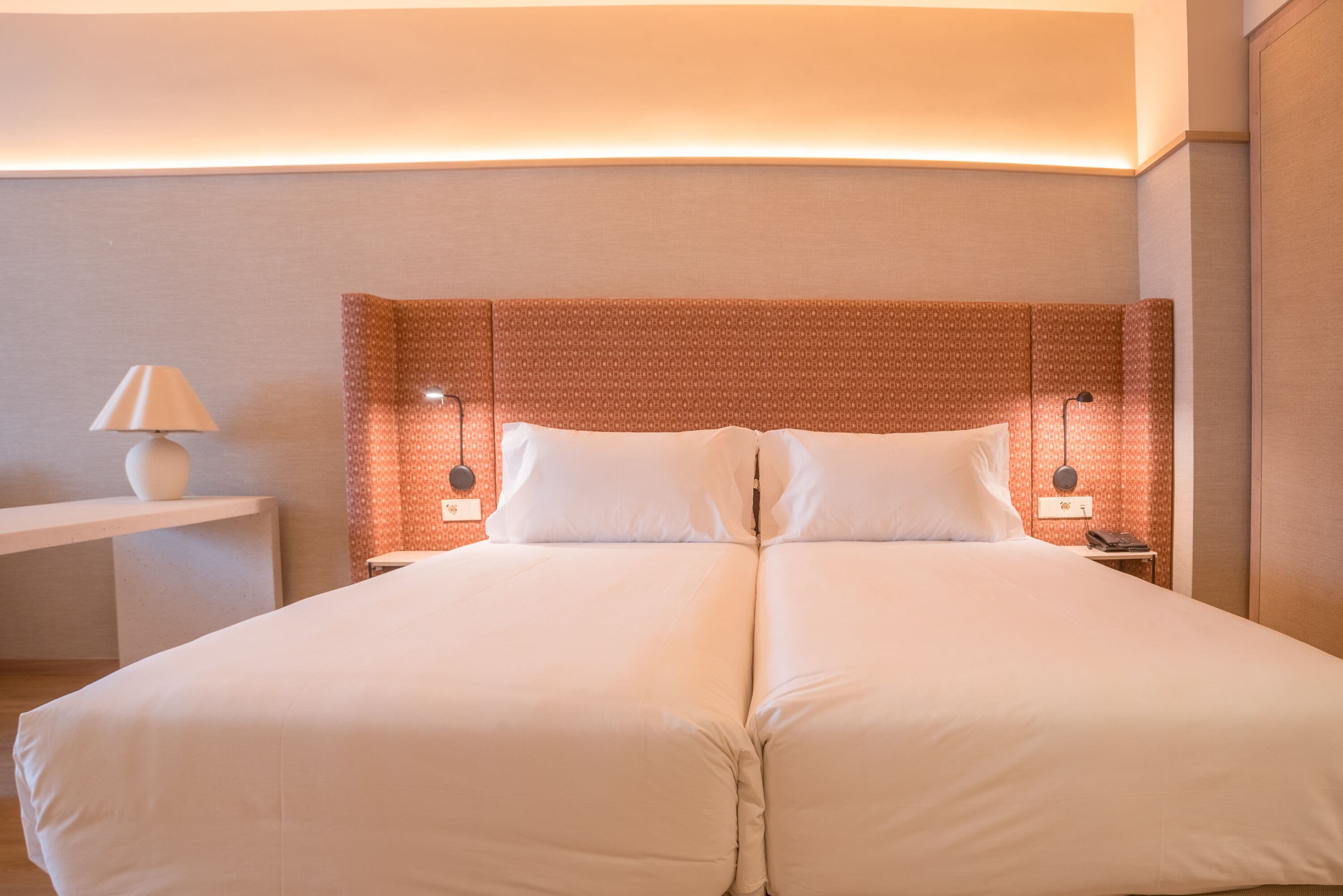 classic twin room | premium bedding, minibar, in-room safe, desk