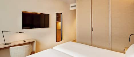 Premium bedding, minibar, in-room safe, desk