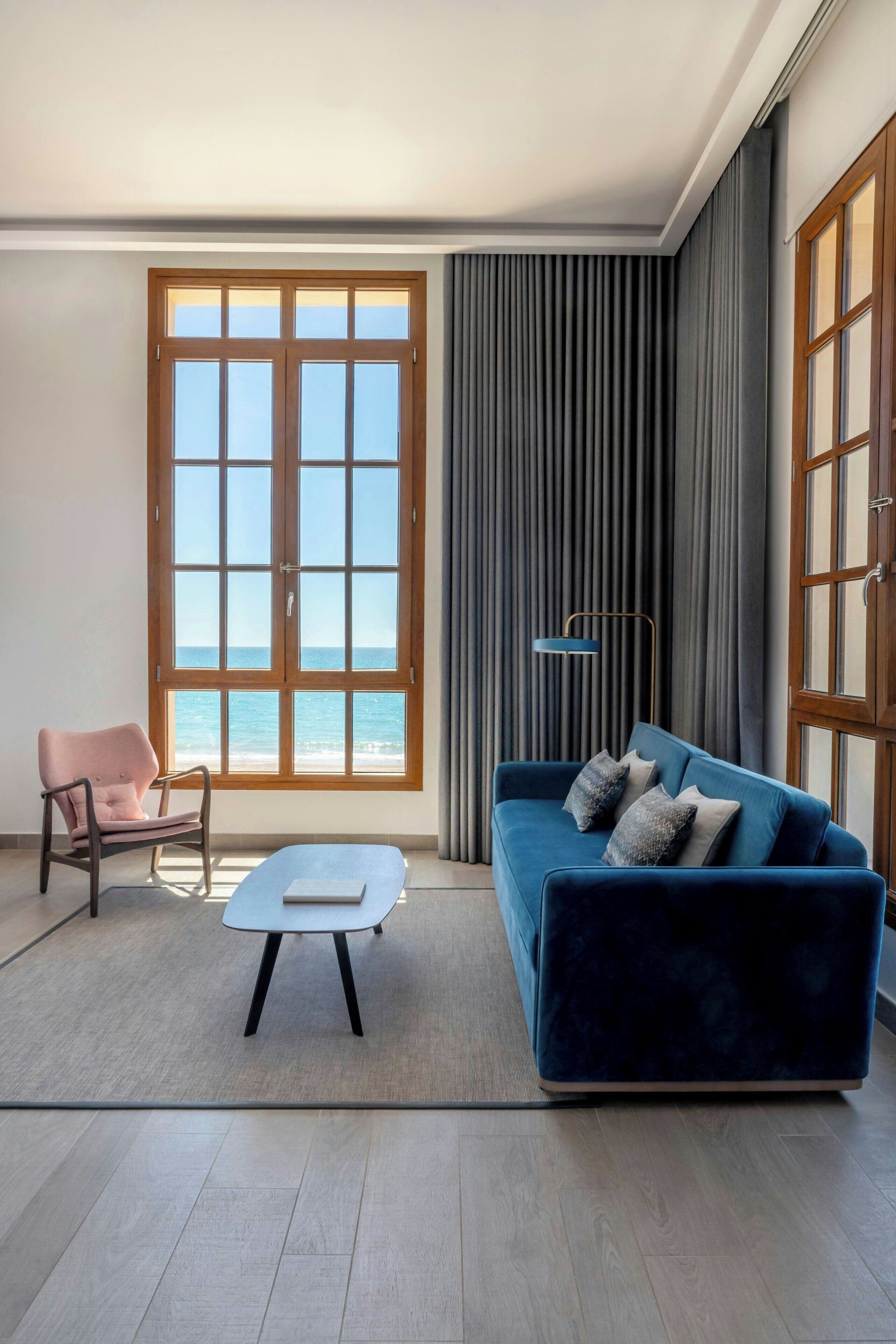 junior suite, 1 king bed, non smoking, beachfront | 1 bedroom, premium bedding, down duvets, minibar