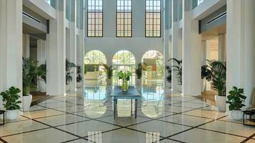 2 restaurants, breakfast, lunch, dinner served; Mediterranean cuisine