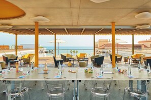 حمام سباحة