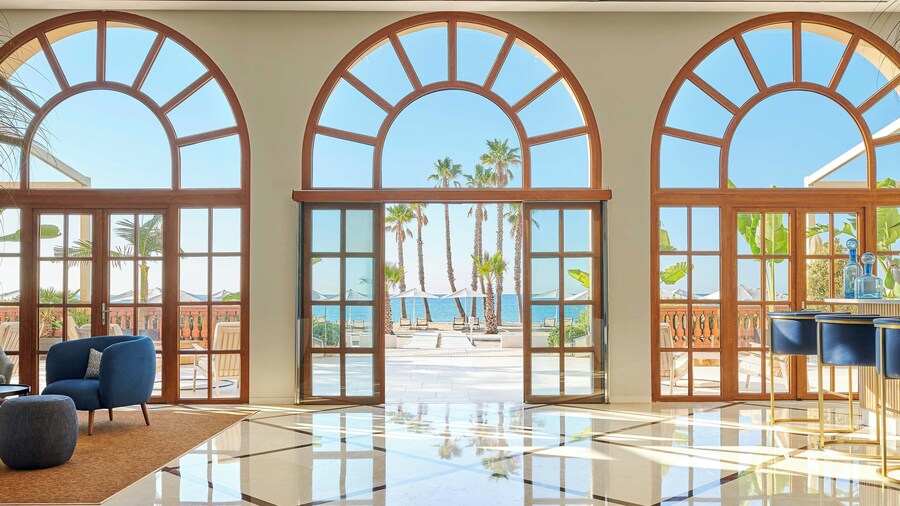 Le Meridien Ra Beach Hotel & Spa