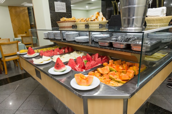 Free daily full breakfast