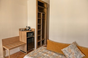 Minibar, in-room safe, desk, laptop workspace