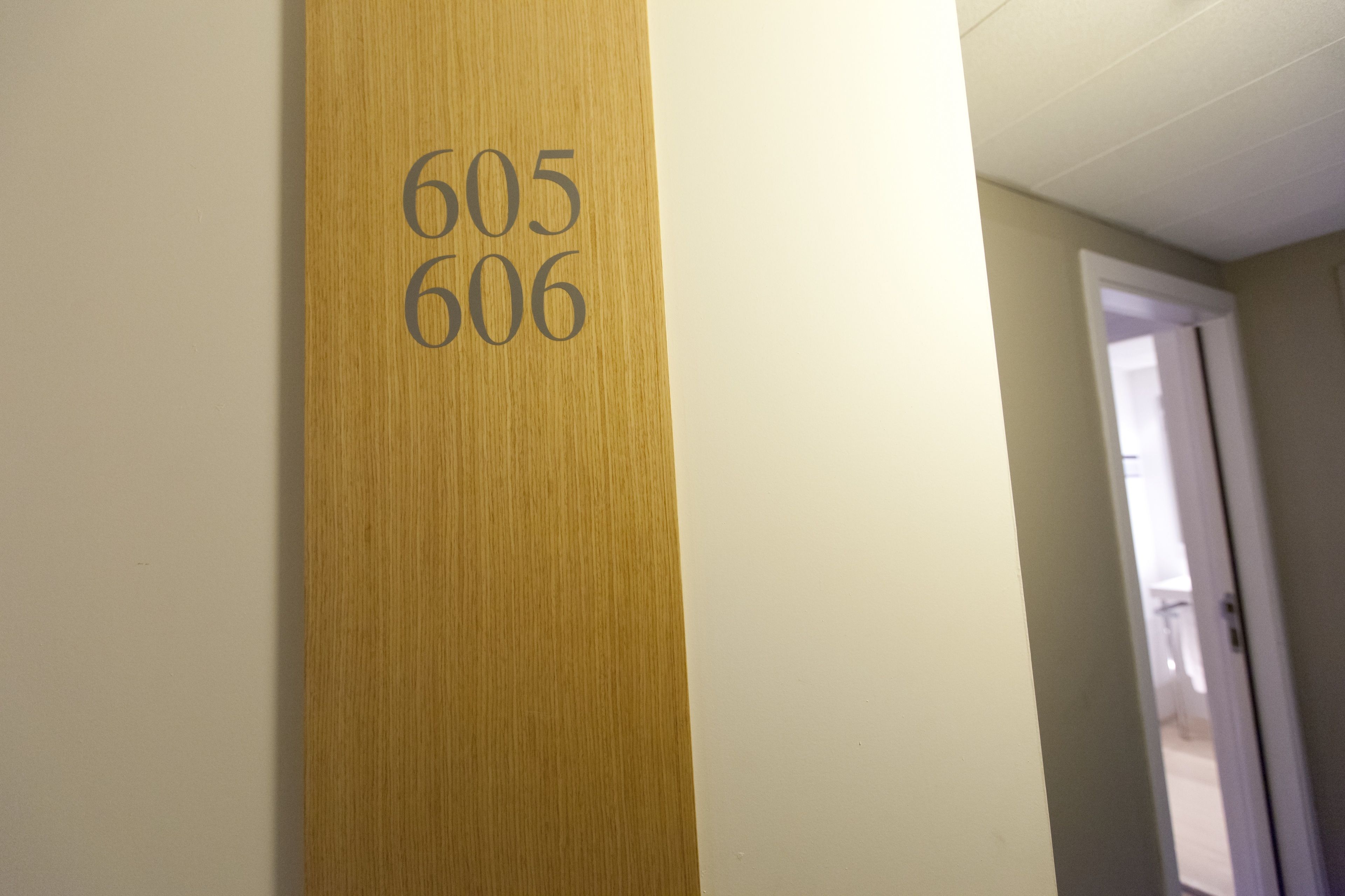 double room, connecting rooms | 1 bedroom, in-room safe, individually furnished, desk