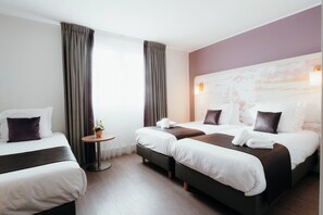 In-room safe, desk, free cots/infant beds, free WiFi - Hôtel Red Fox (Le Touquet-Paris-Plage)