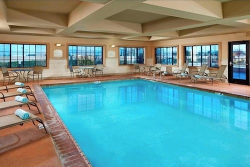 Best Western Hesperia-Victorville Suites