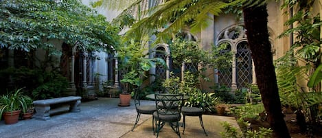 Overnattingsstedets uteområder