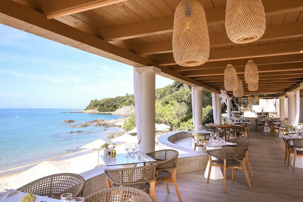 2 Restaurants, Frühstück, französische Küche