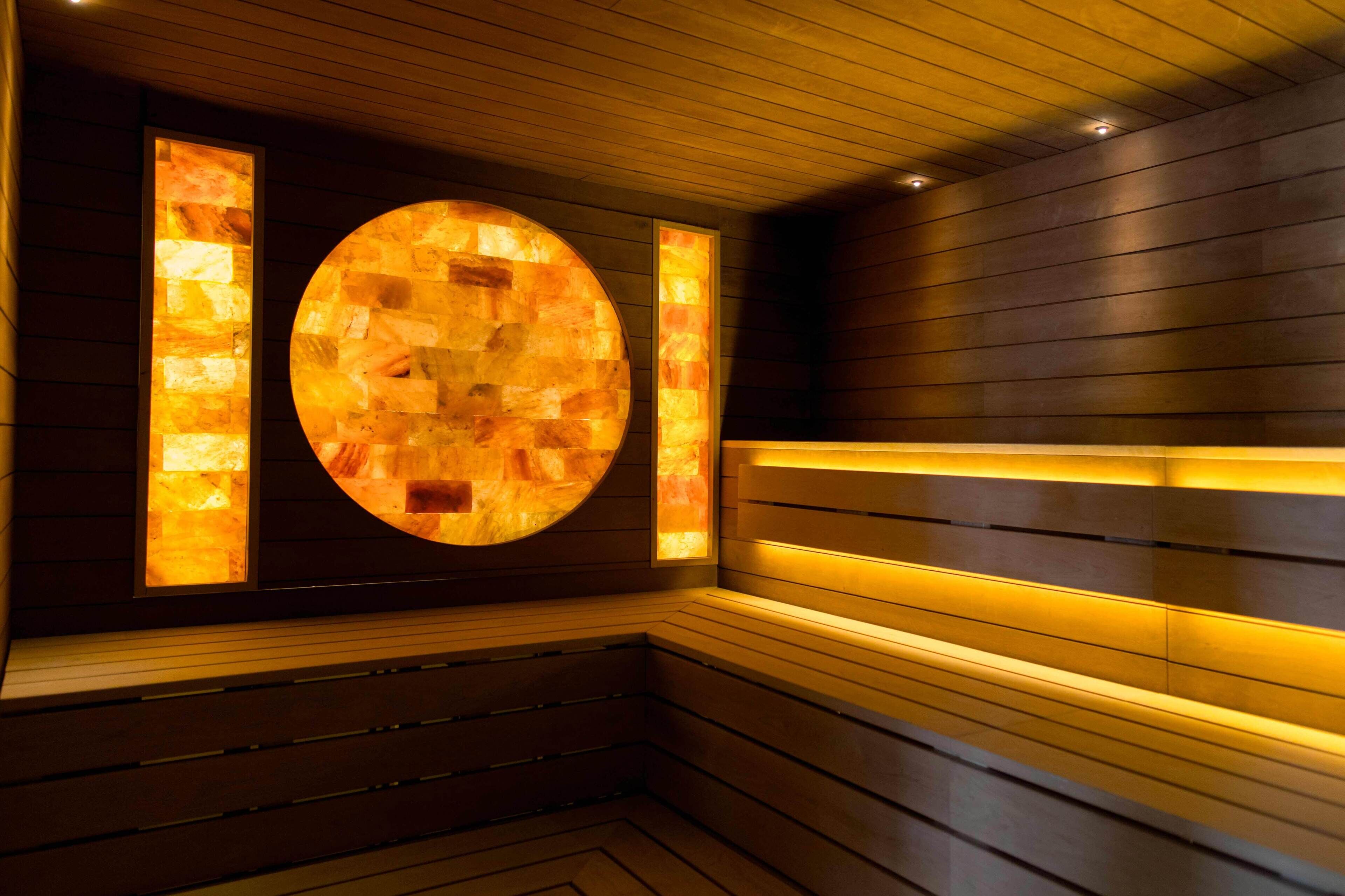 couples treatment room(s), hot tub, steam room, turkish bath/hammam