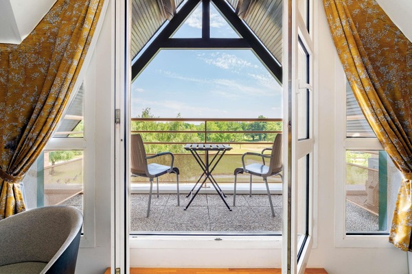 Privilege, Room, 1 Double Bed | Premium bedding, desk, blackout drapes, soundproofing