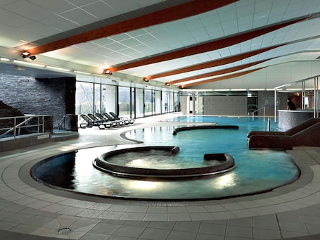 Miscellaneous. Mercure Orléans Portes de Sologne