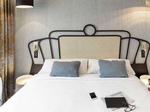 Premium bedding, desk, blackout curtains, soundproofing