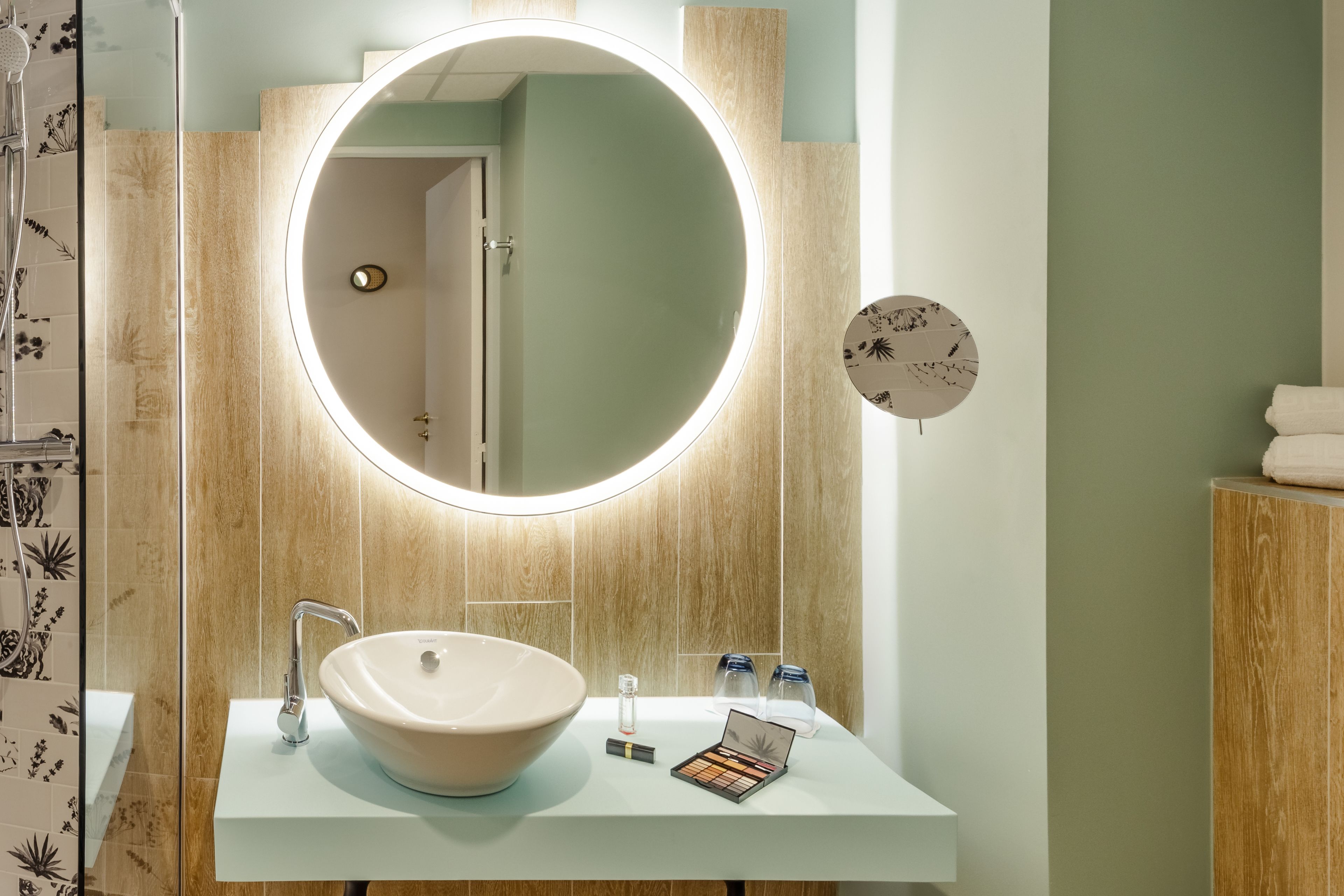 free toiletries, hair dryer, towels