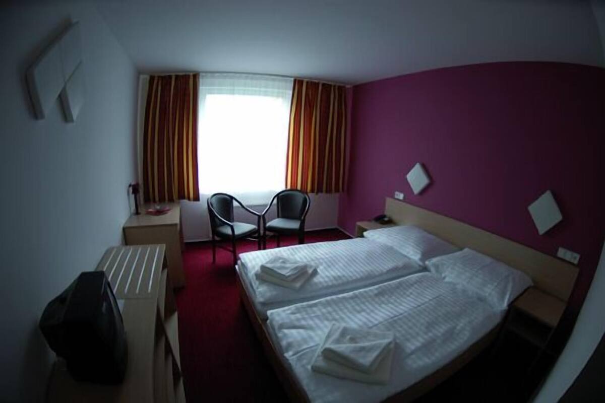 Standaard eenpersoons | Babybedden, extra bedden, gratis wifi