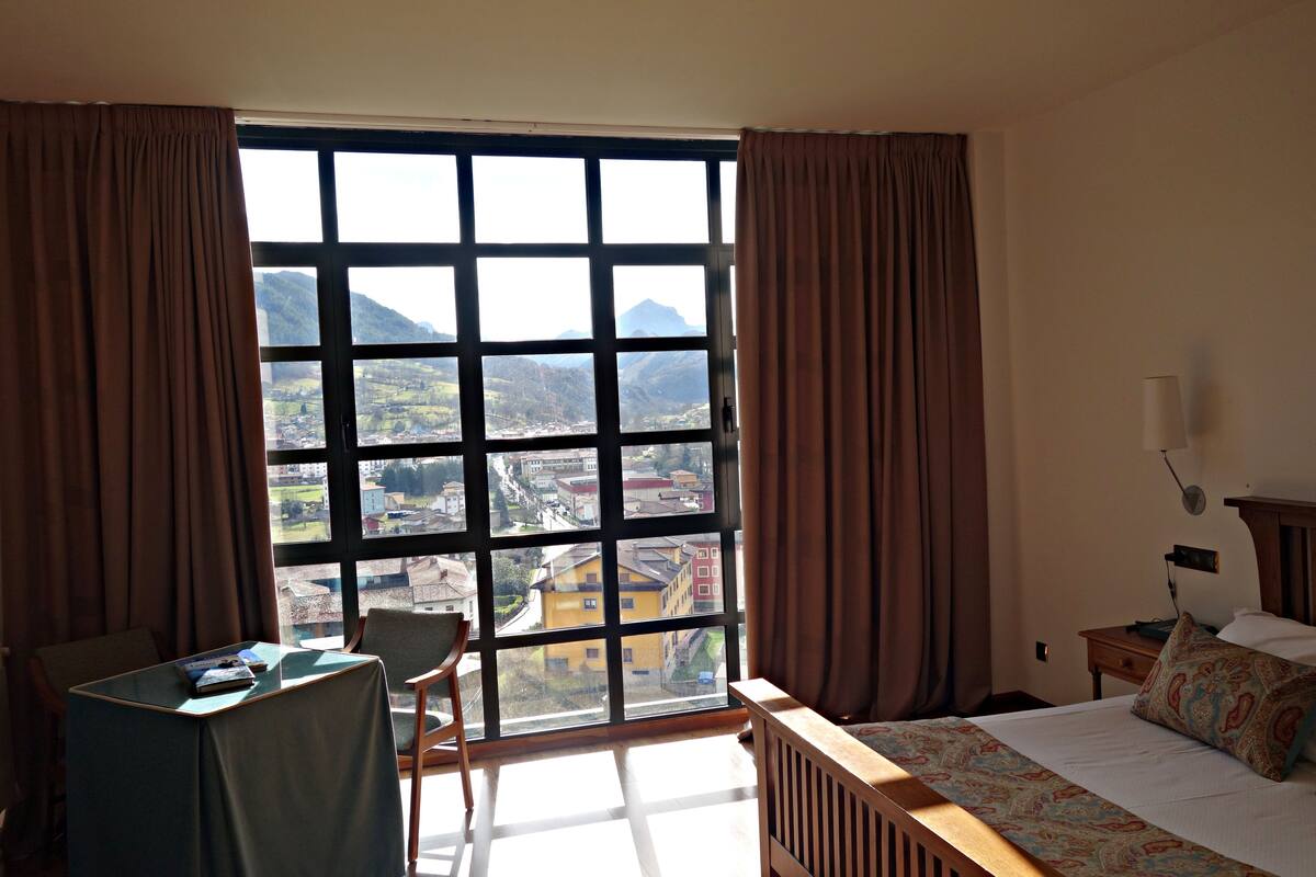 Minibar, in-room safe, desk, blackout curtains