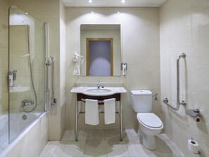 1 quarto, edredons de pluma, cofres nos quartos, escrivaninha