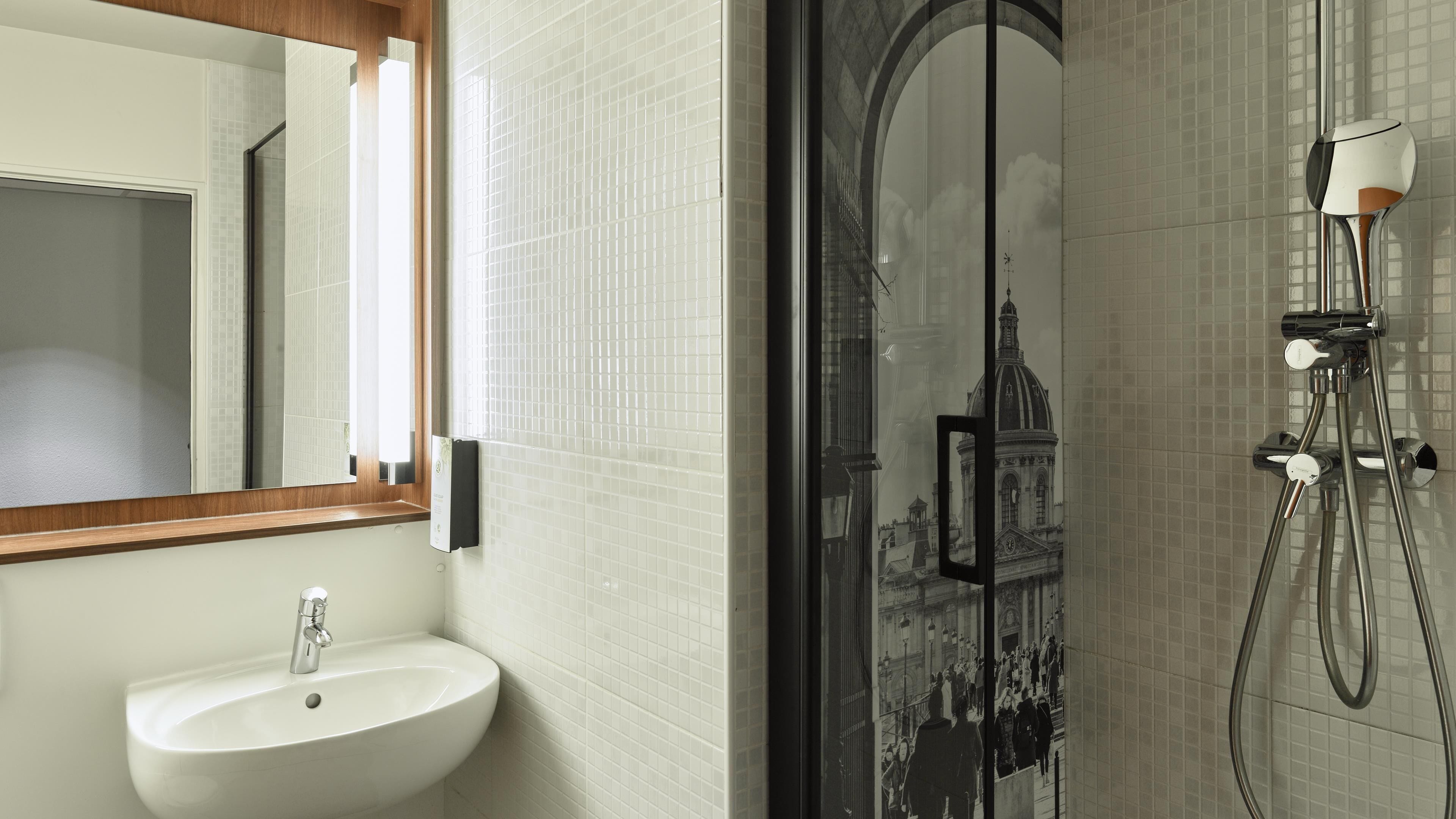 Foto - Campanile Marne-la-Vallée - Bussy Saint-Georges