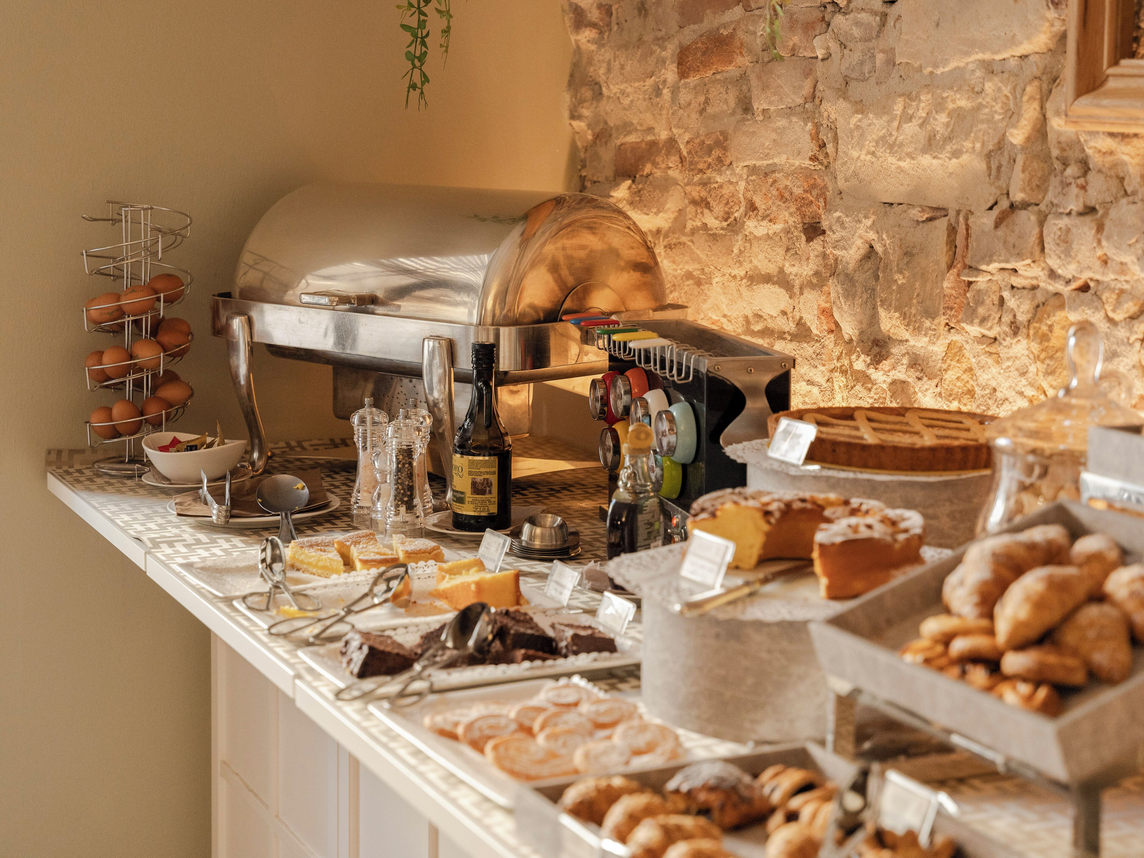 daily buffet breakfast (eur 15 per person)