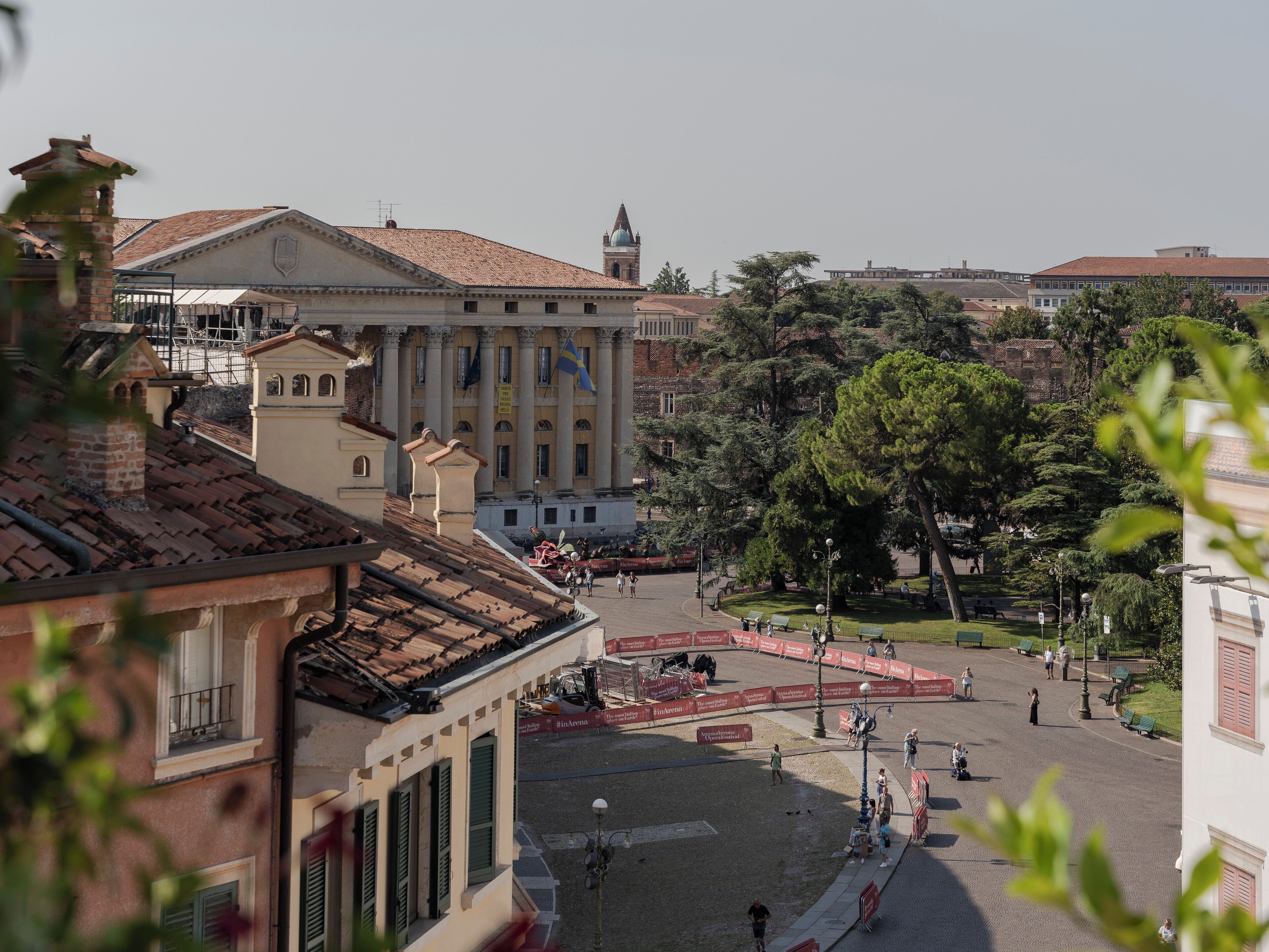 suite with terrace and jacuzzi | terrace/patio