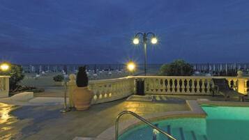 Alberca al aire libre